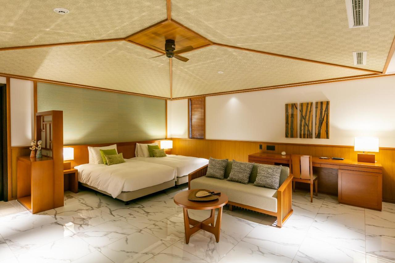 Miyakojima Kurima Resort Seawood Hotel Екстериор снимка