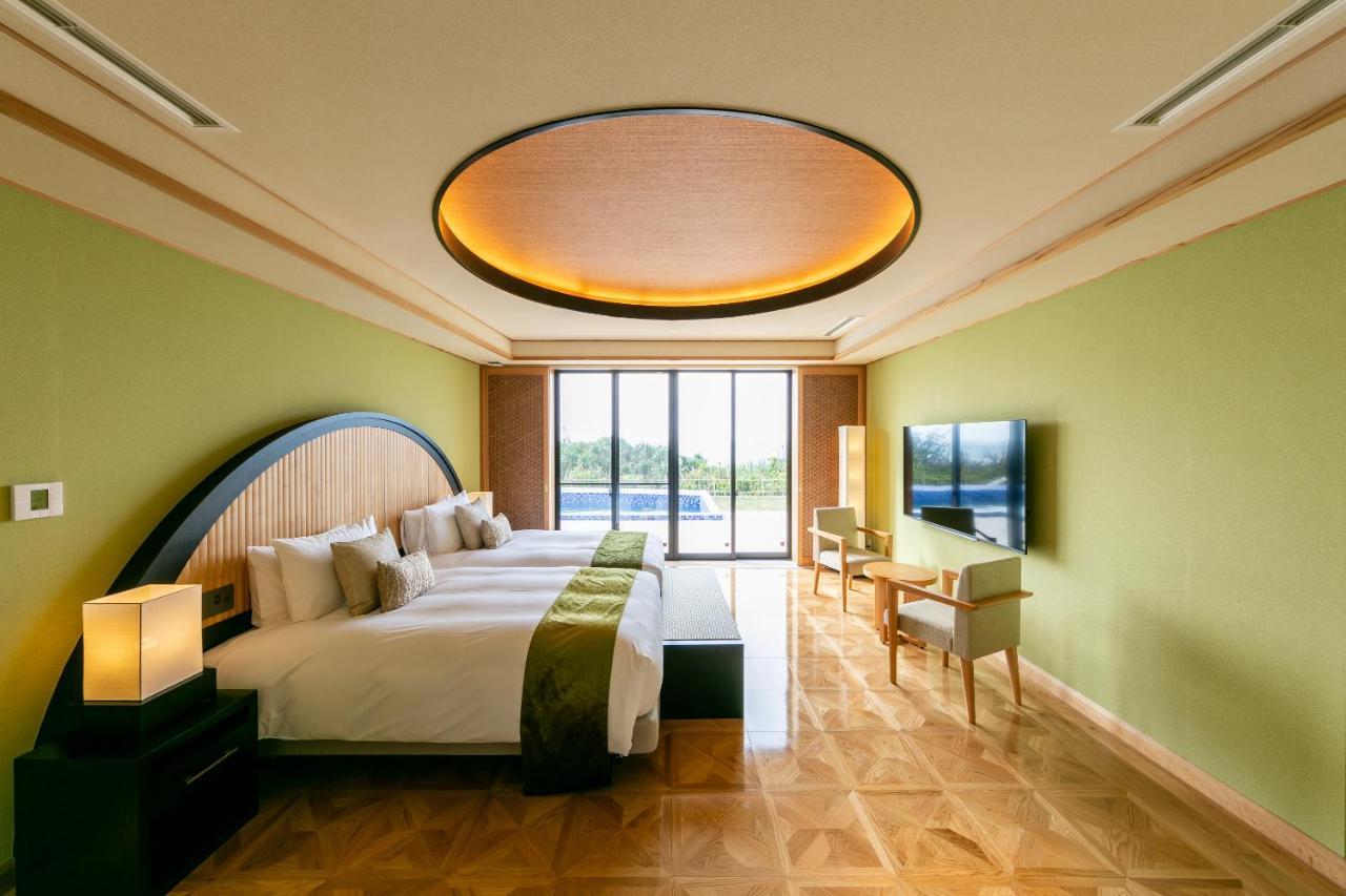 Miyakojima Kurima Resort Seawood Hotel Екстериор снимка