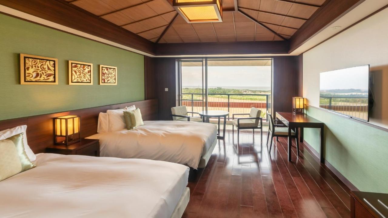 Miyakojima Kurima Resort Seawood Hotel Екстериор снимка