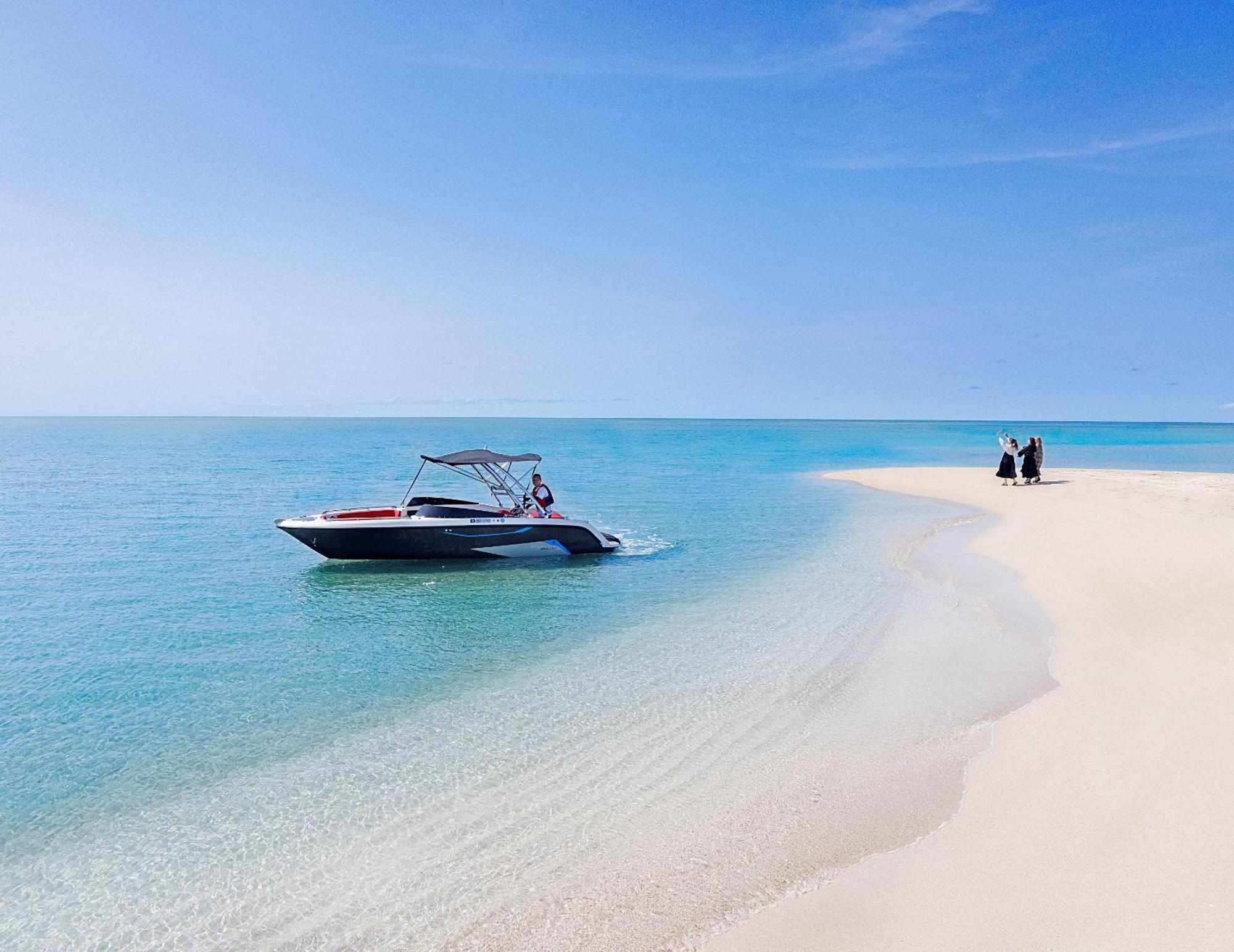 Miyakojima Kurima Resort Seawood Hotel Екстериор снимка