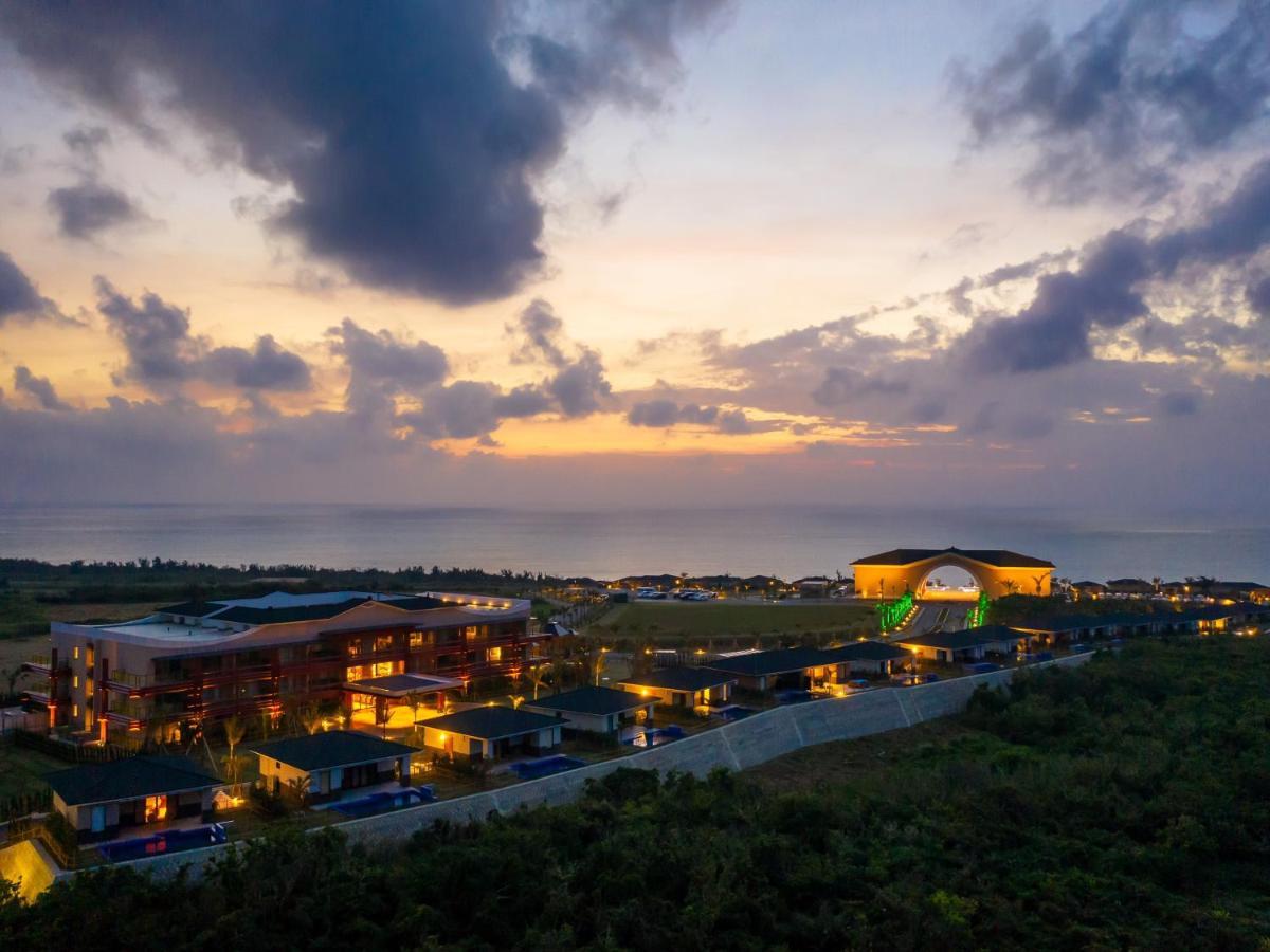 Miyakojima Kurima Resort Seawood Hotel Екстериор снимка